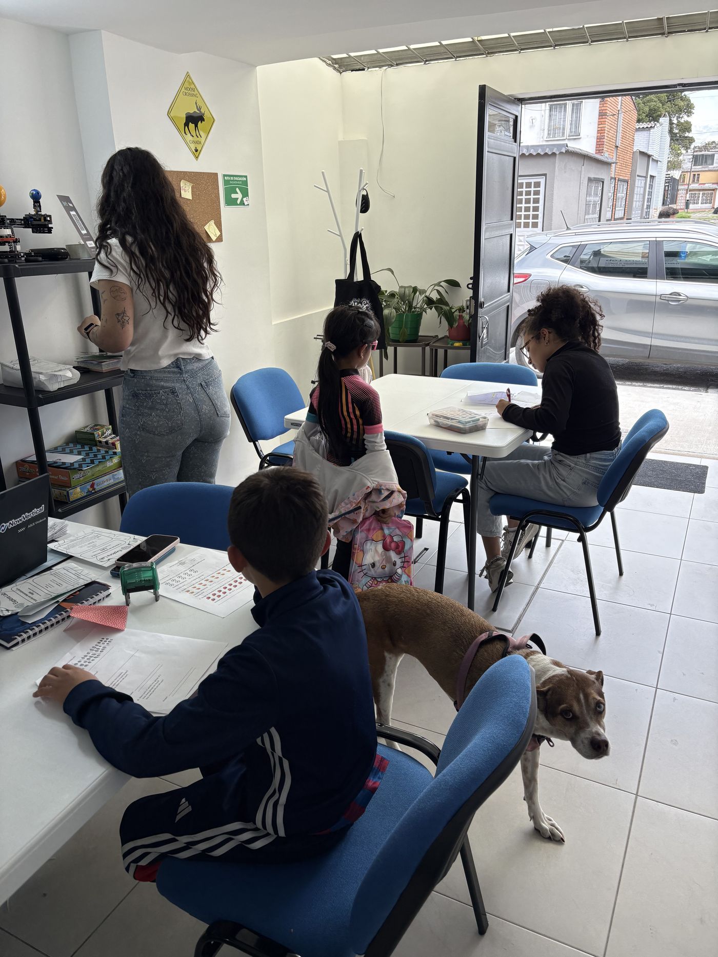 Fachada de la sede de Explora Lab en Bogotá